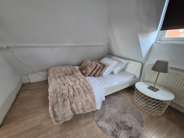 Medium property photo - Van Bylandtstraat, 2562 GE Den Haag